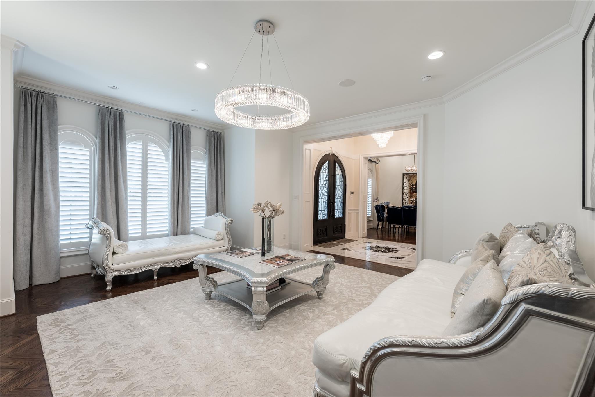 5142 Huckleberry Circle