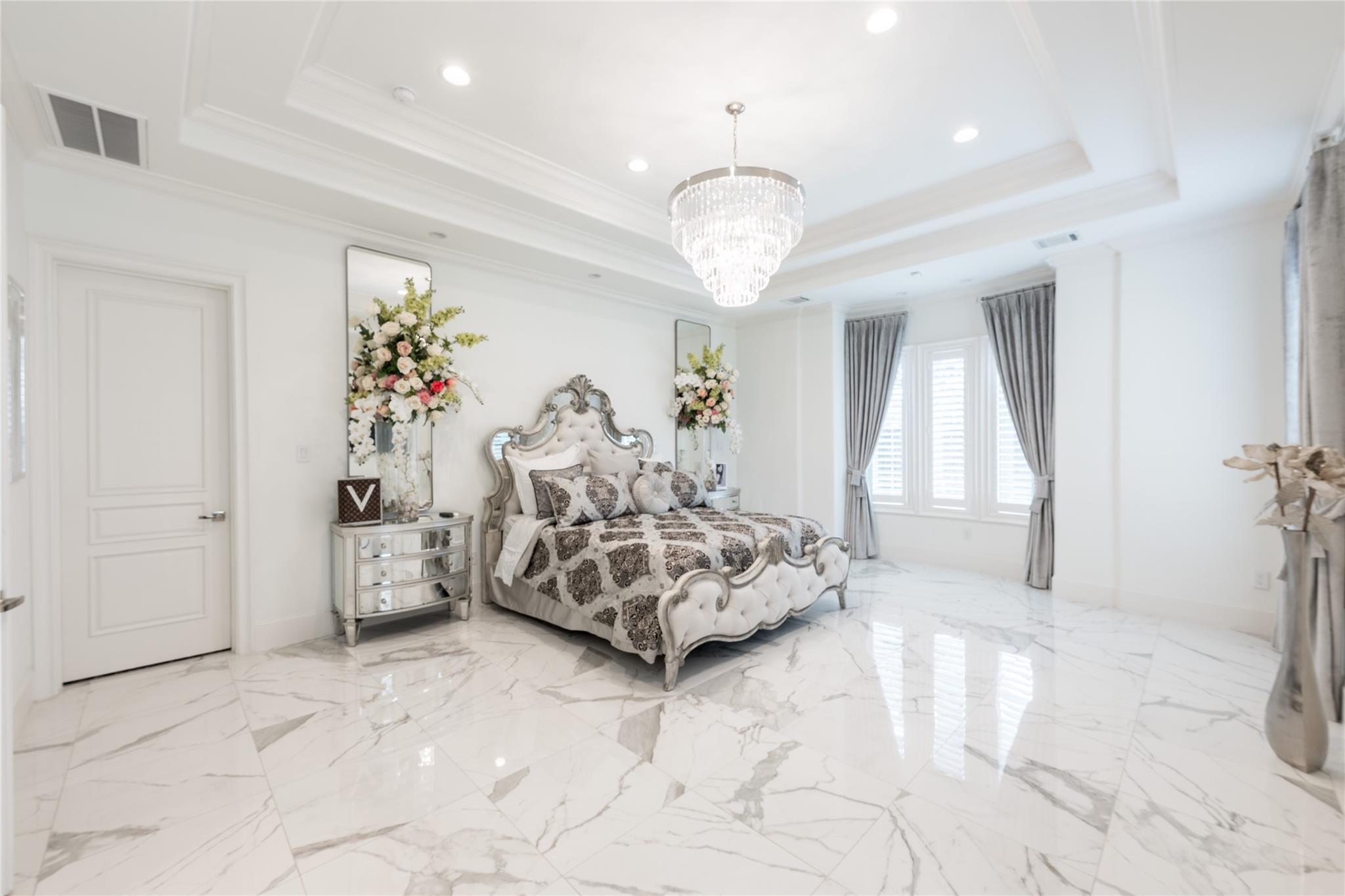 5142 Huckleberry Circle