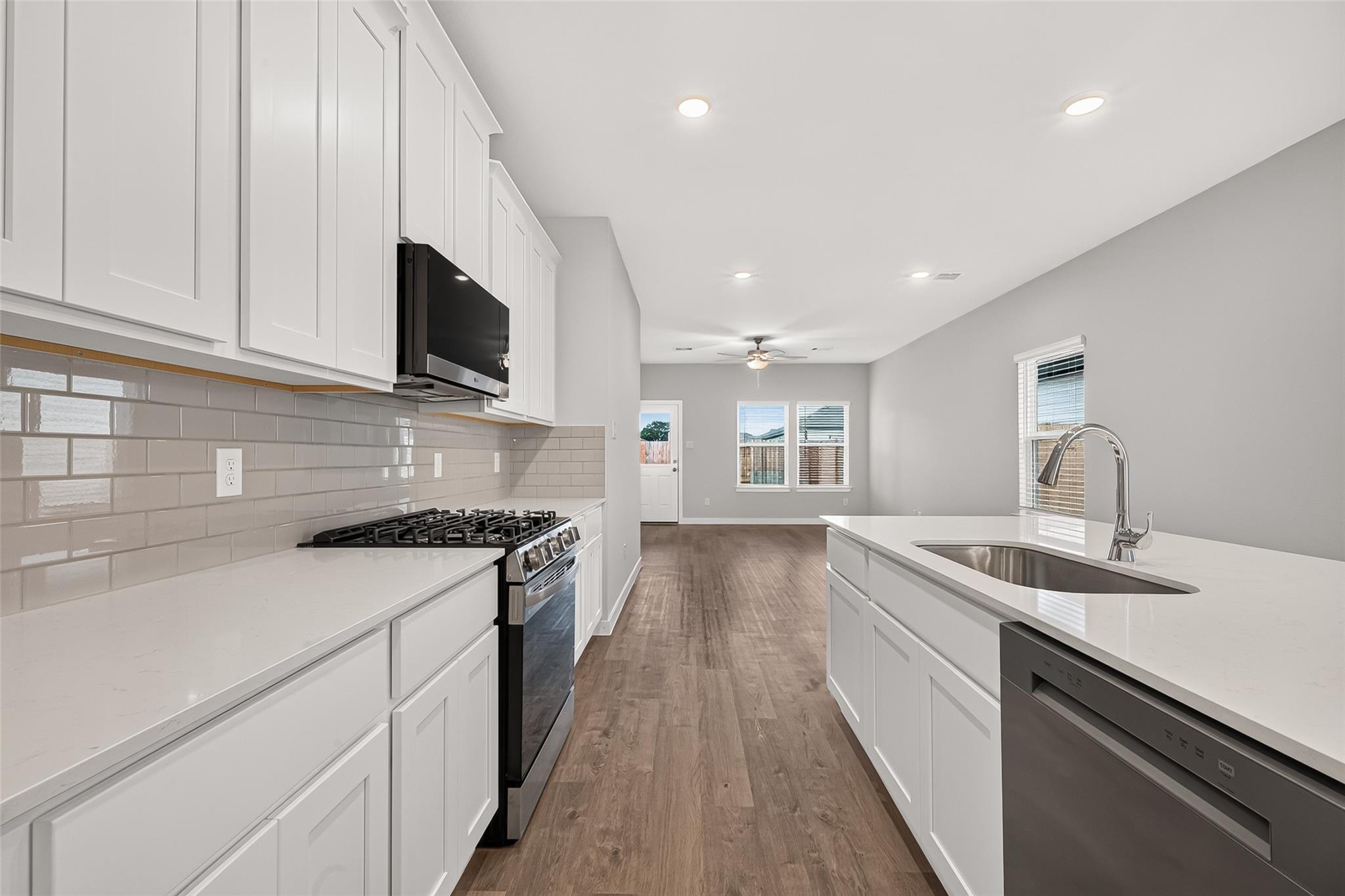 4042 Bay Court