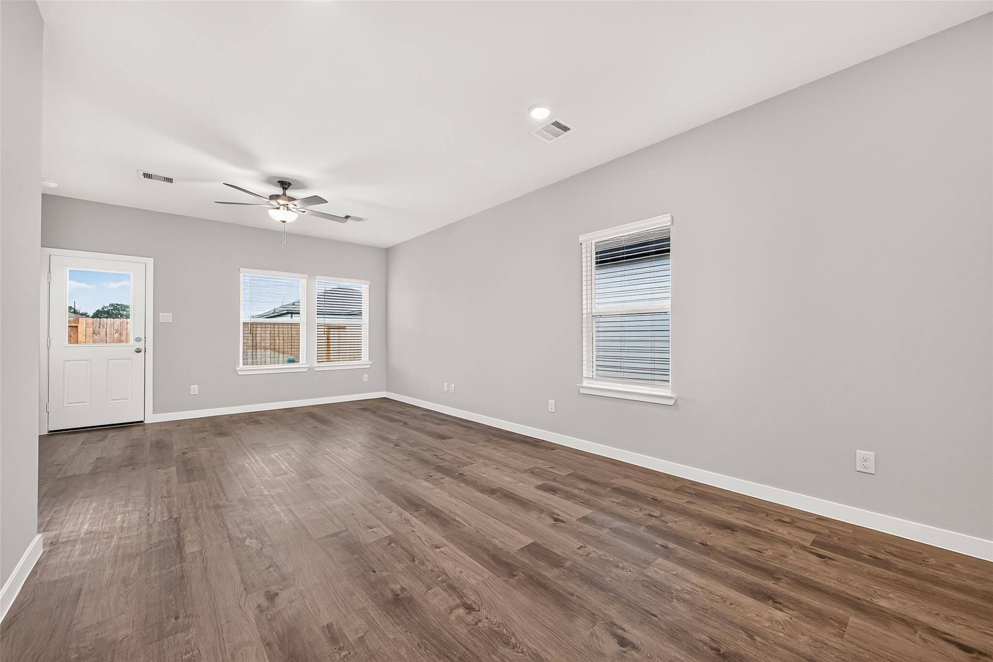 4042 Bay Court