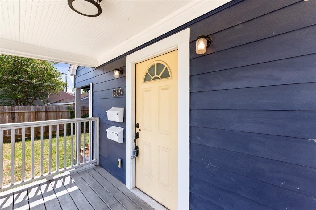 1305 Idylwild Street