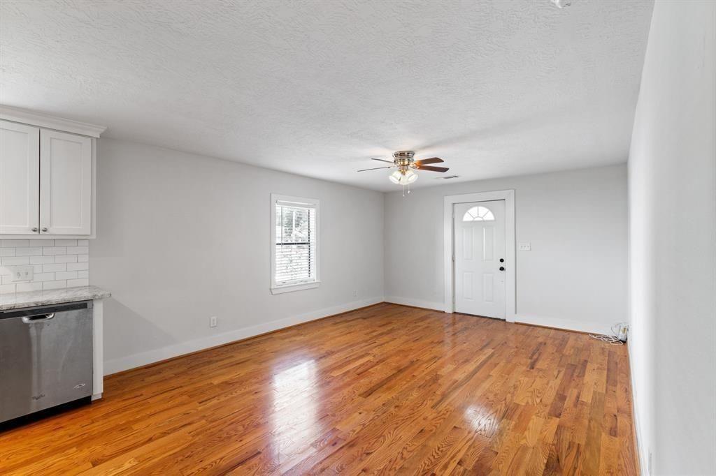 1305 Idylwild Street