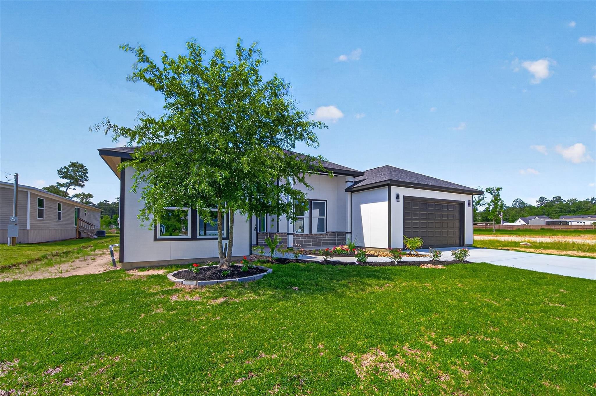 1014 Exotic Pine Drive