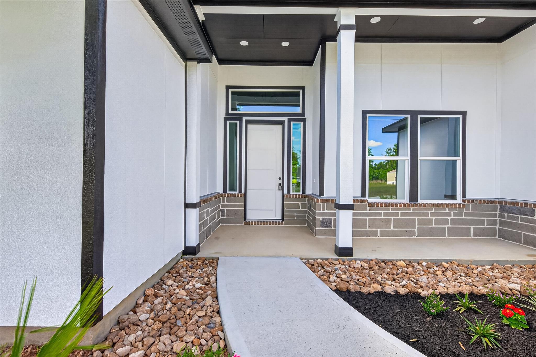 1014 Exotic Pine Drive