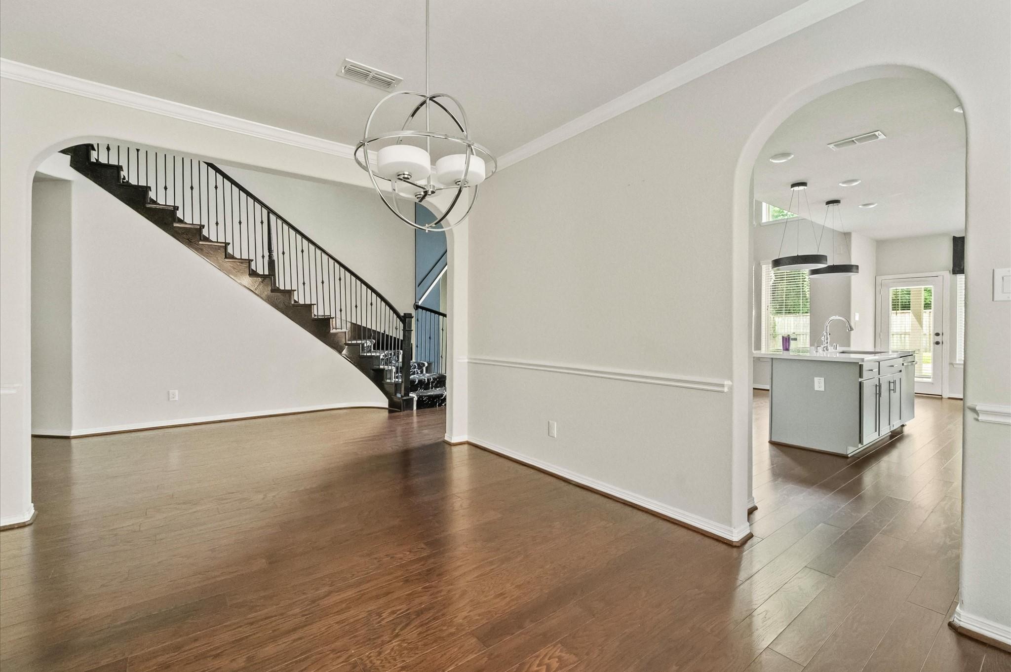 2827 Monarch Crossing