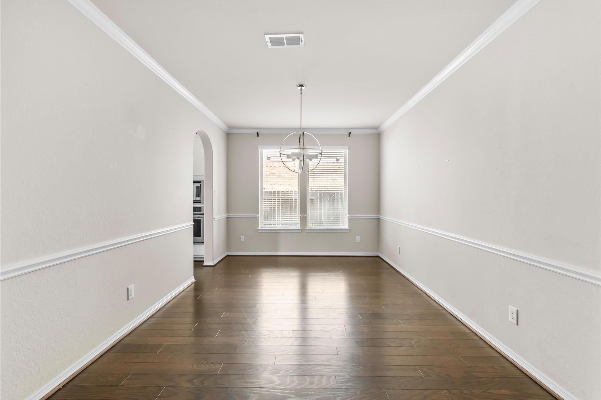 2827 Monarch Crossing