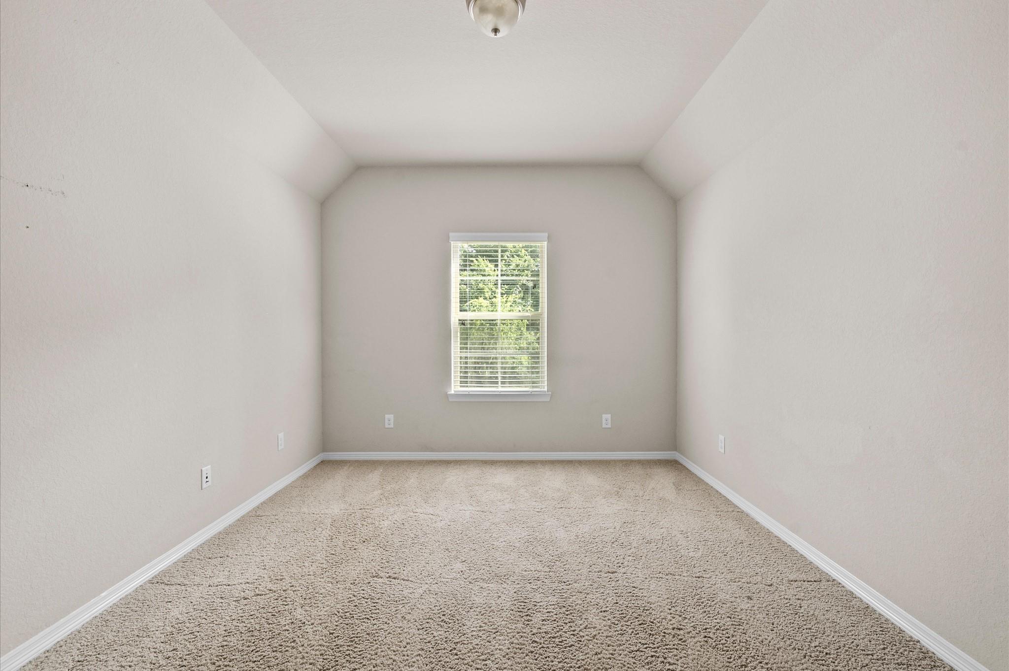 2827 Monarch Crossing