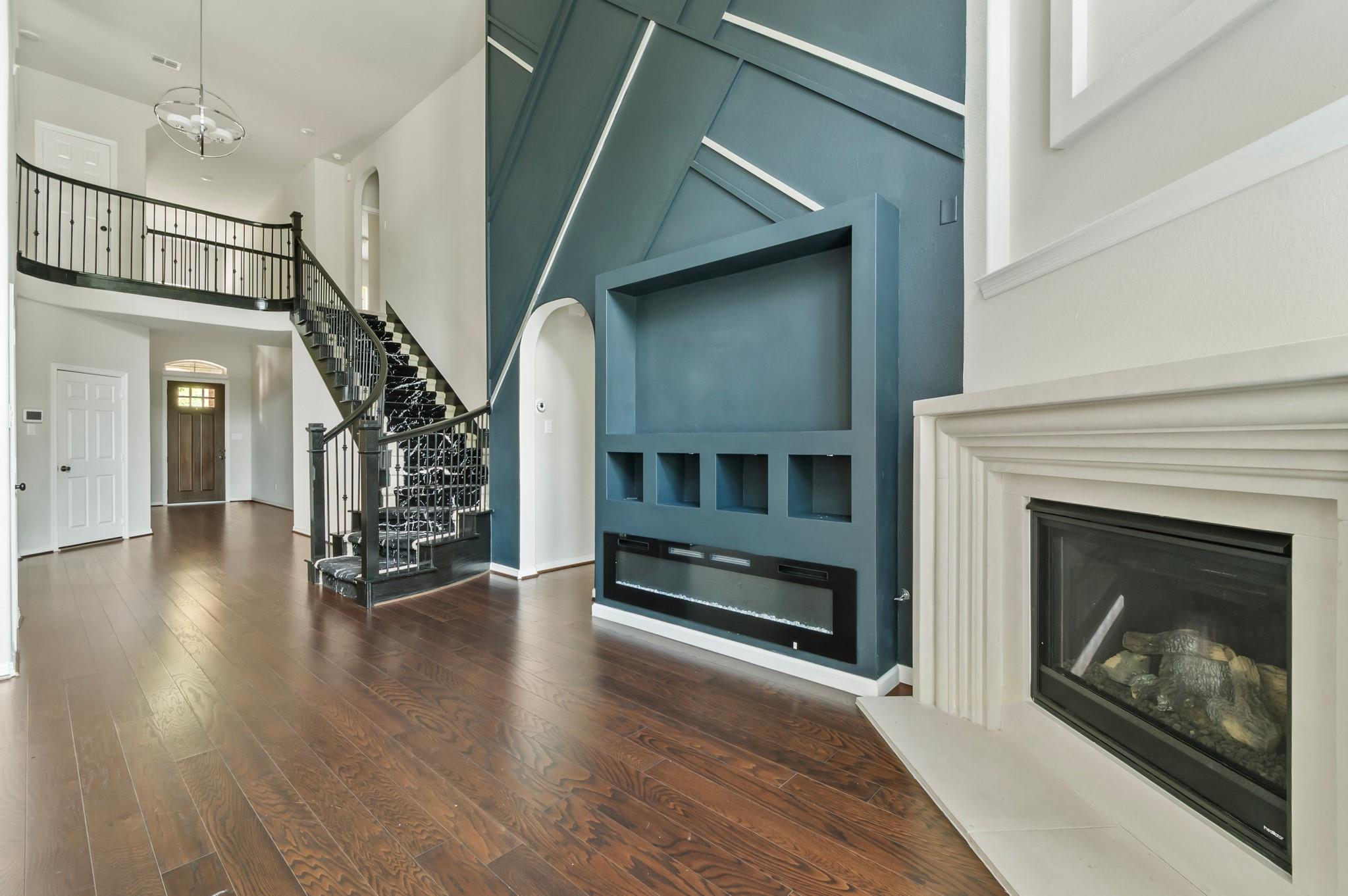 2827 Monarch Crossing
