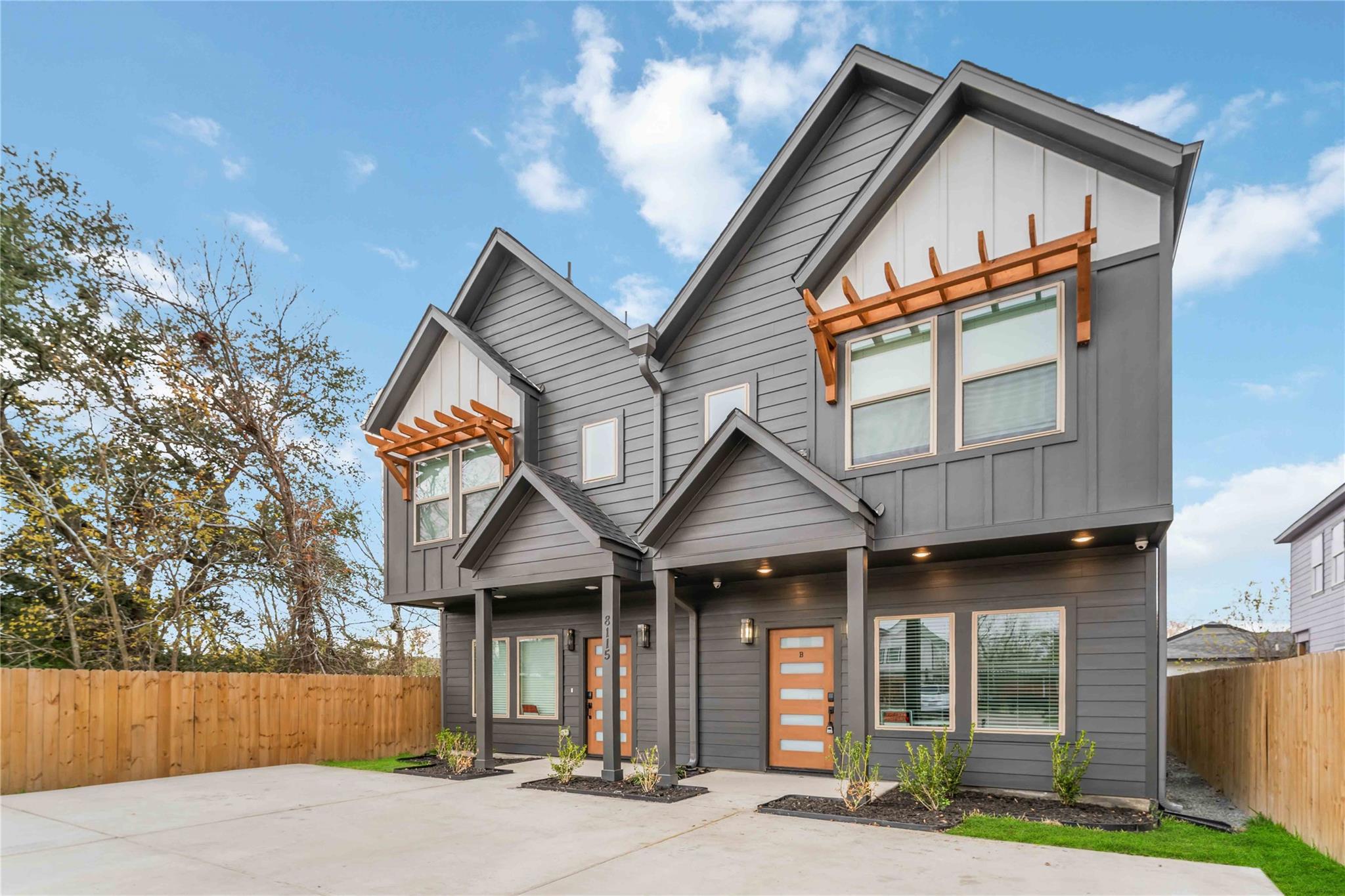 8115 Jeffrey Street Unit: A/B