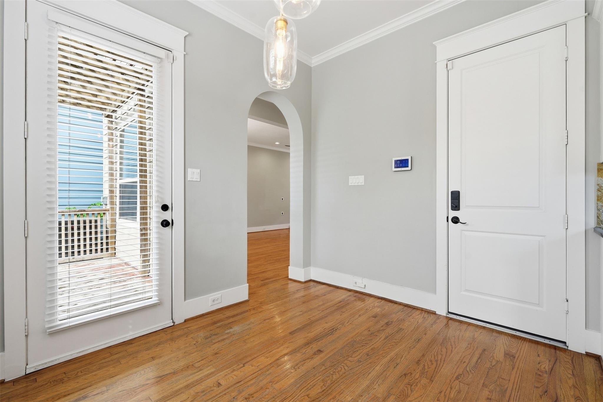 1030 W 16 Th Street