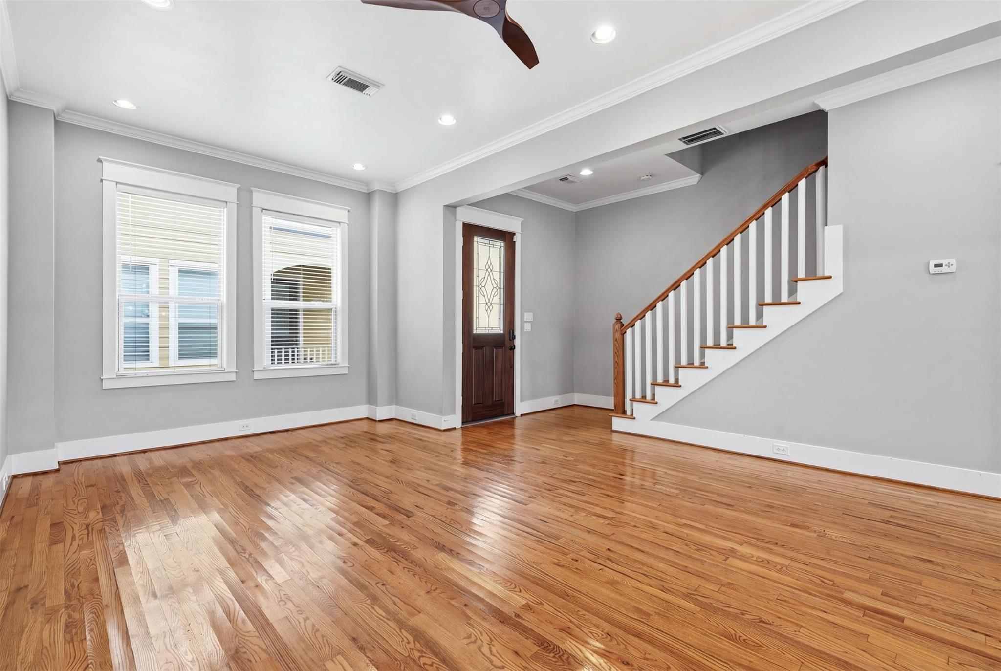 1030 W 16 Th Street