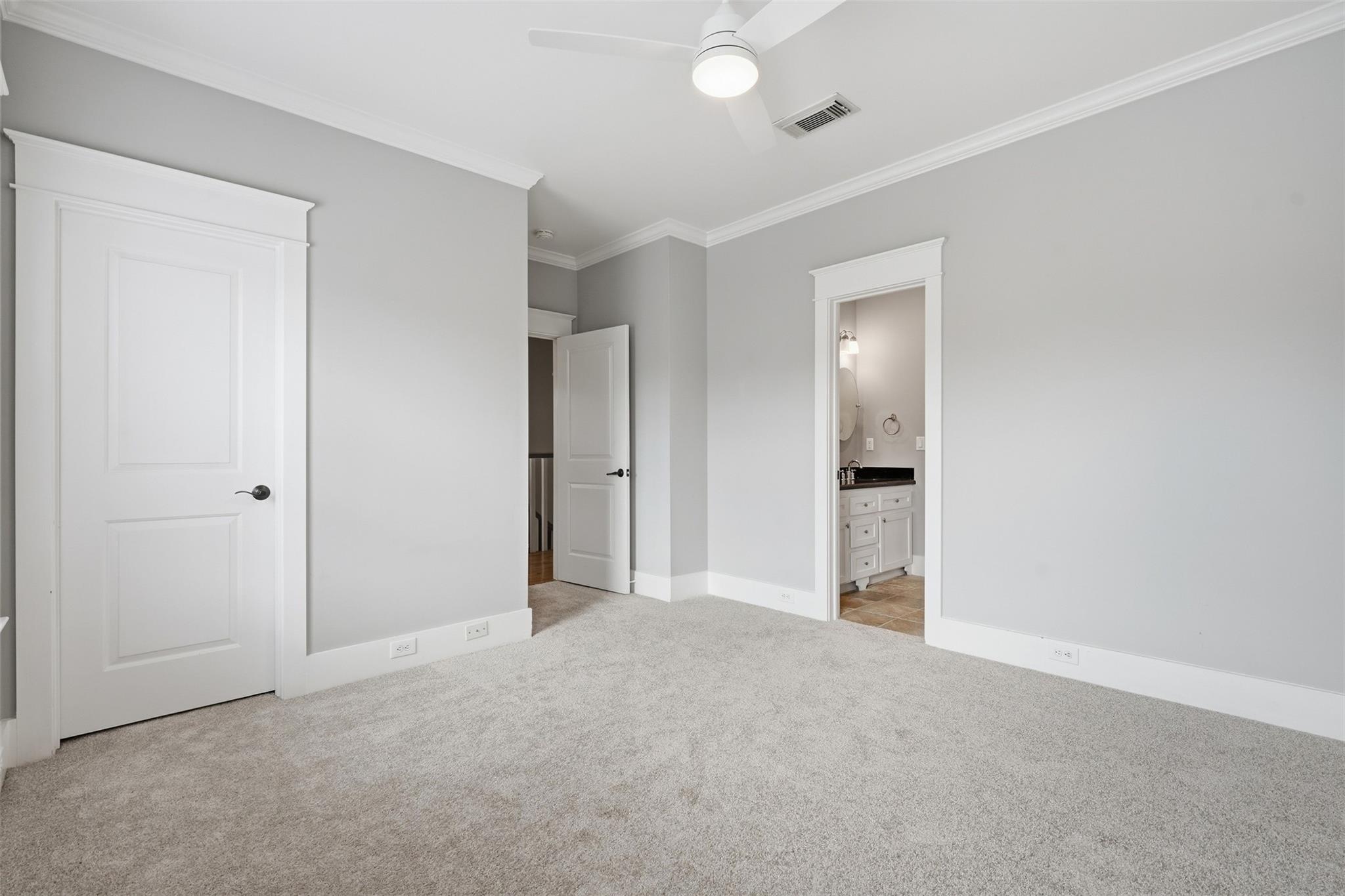 1030 W 16 Th Street