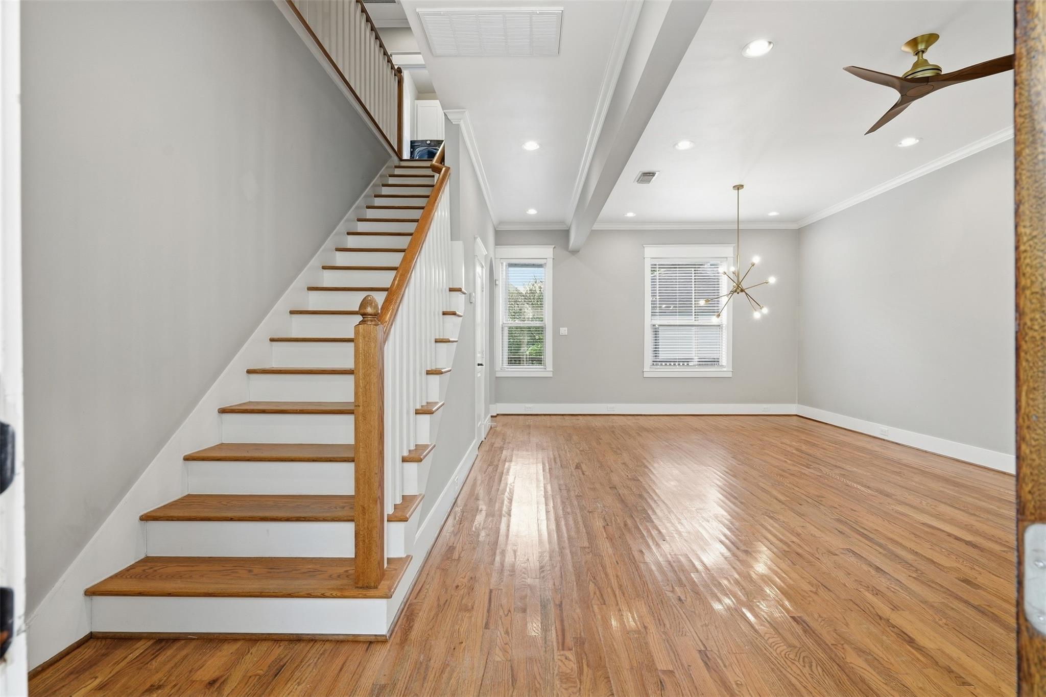 1030 W 16 Th Street