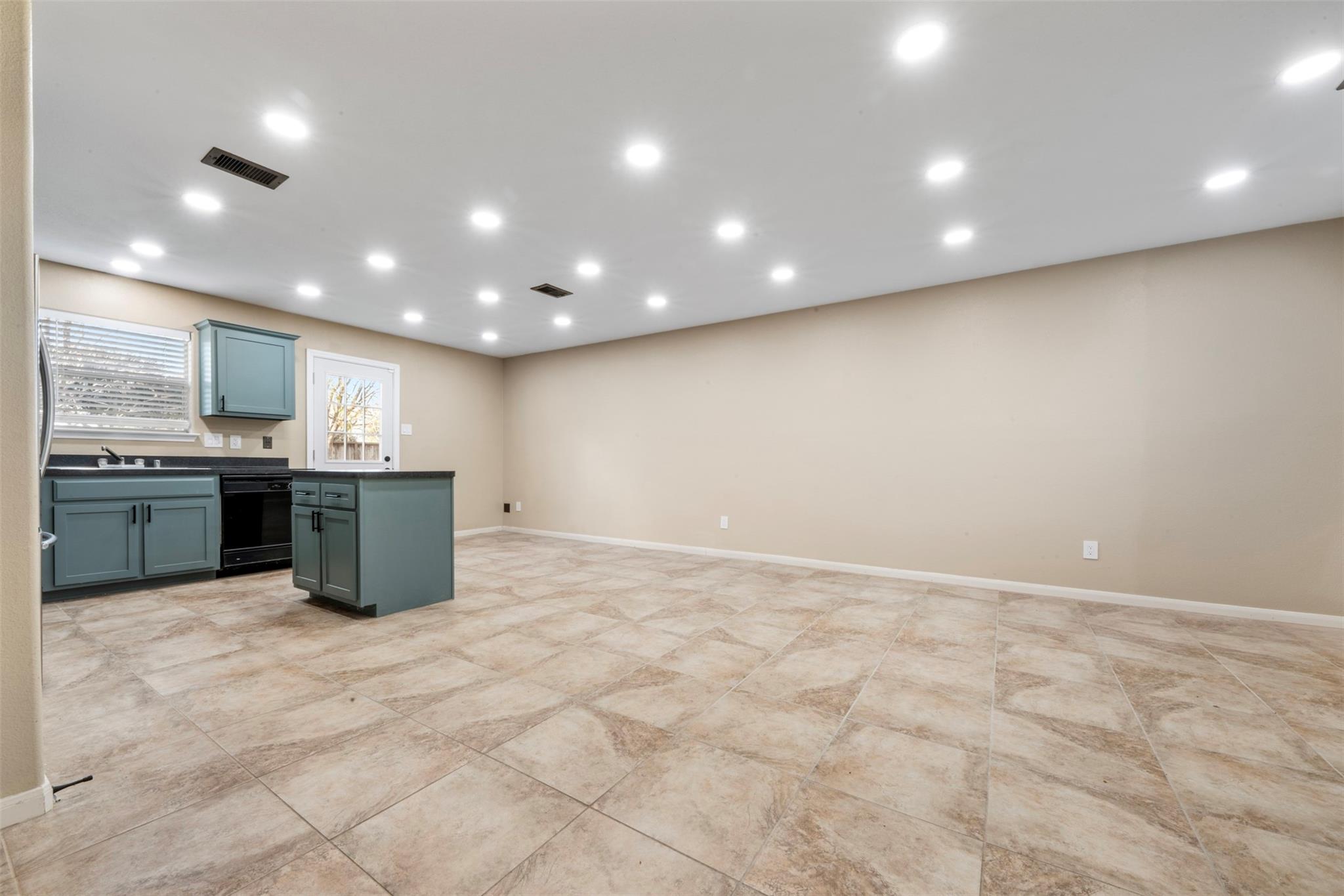 4106 Falling Trace Lane