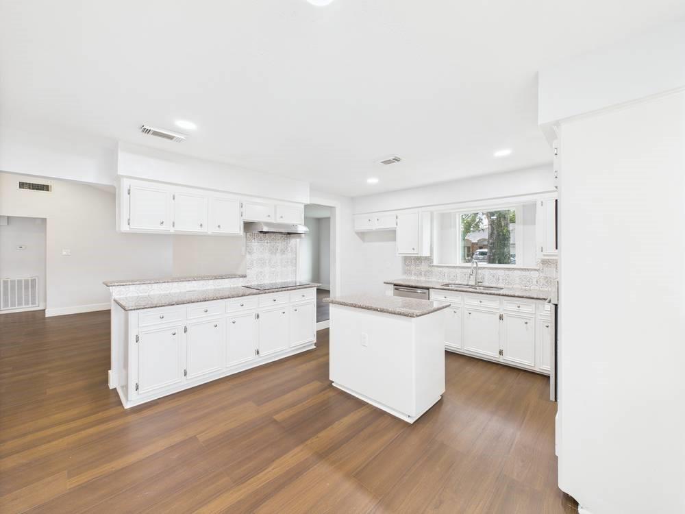 8918 Bold Forest Drive