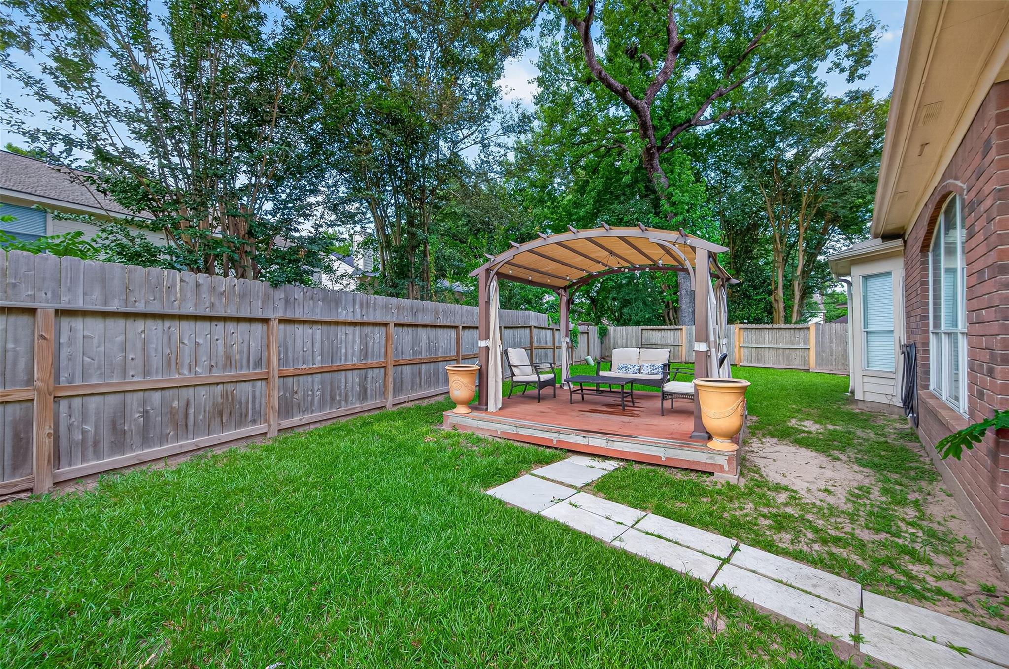 5707 Oakwell Station Court