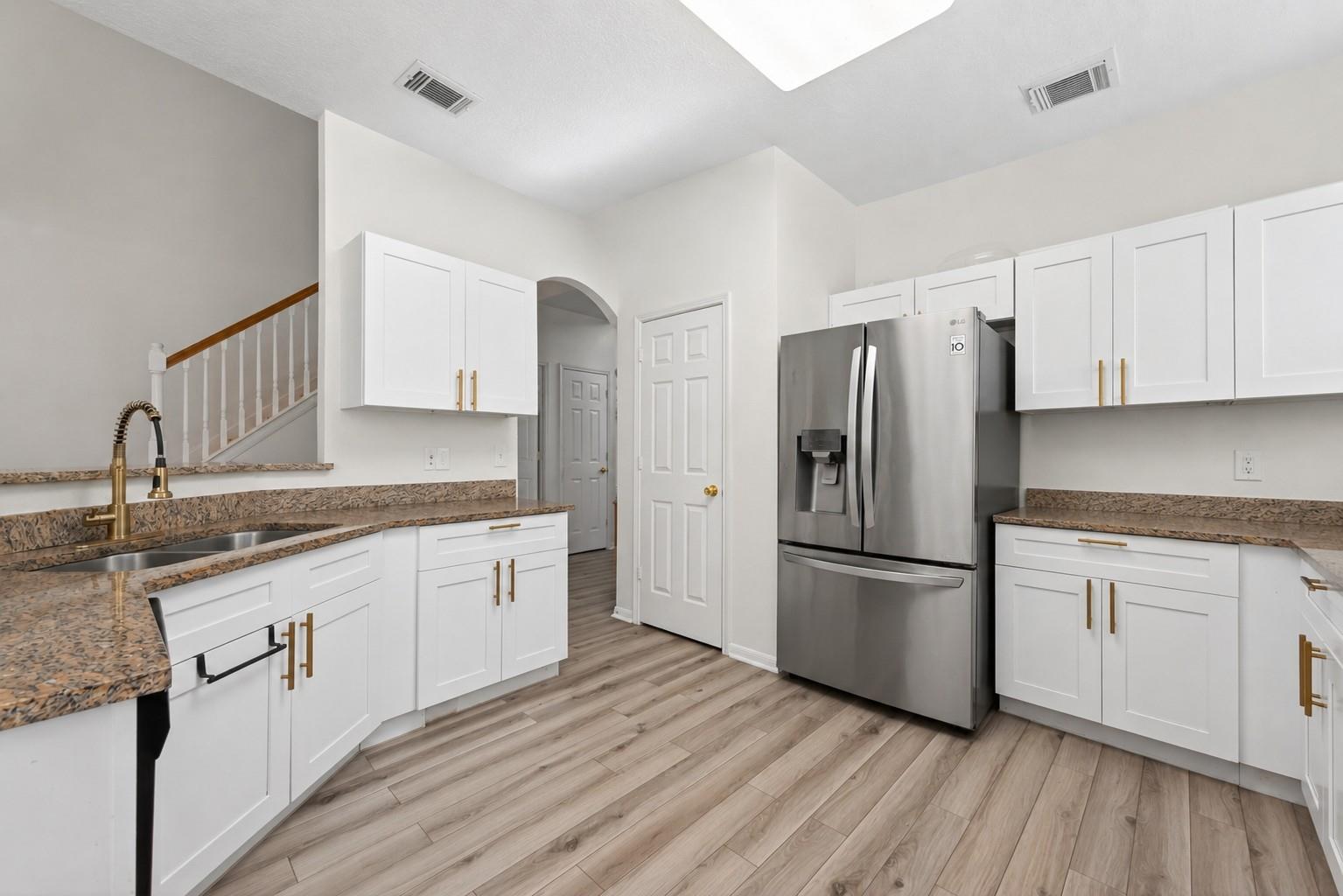 5707 Oakwell Station Court