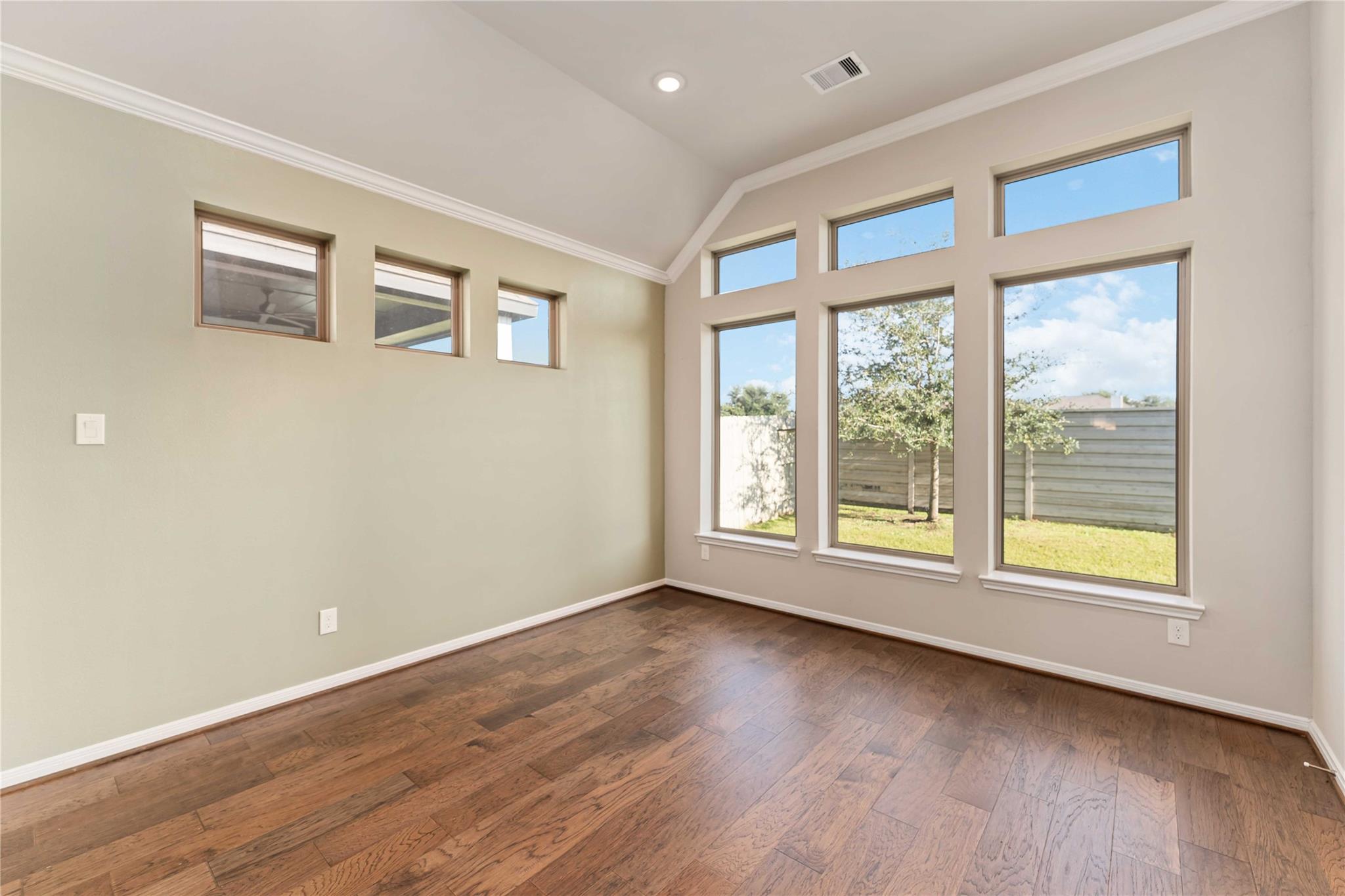 2947 Harbor Spring Way