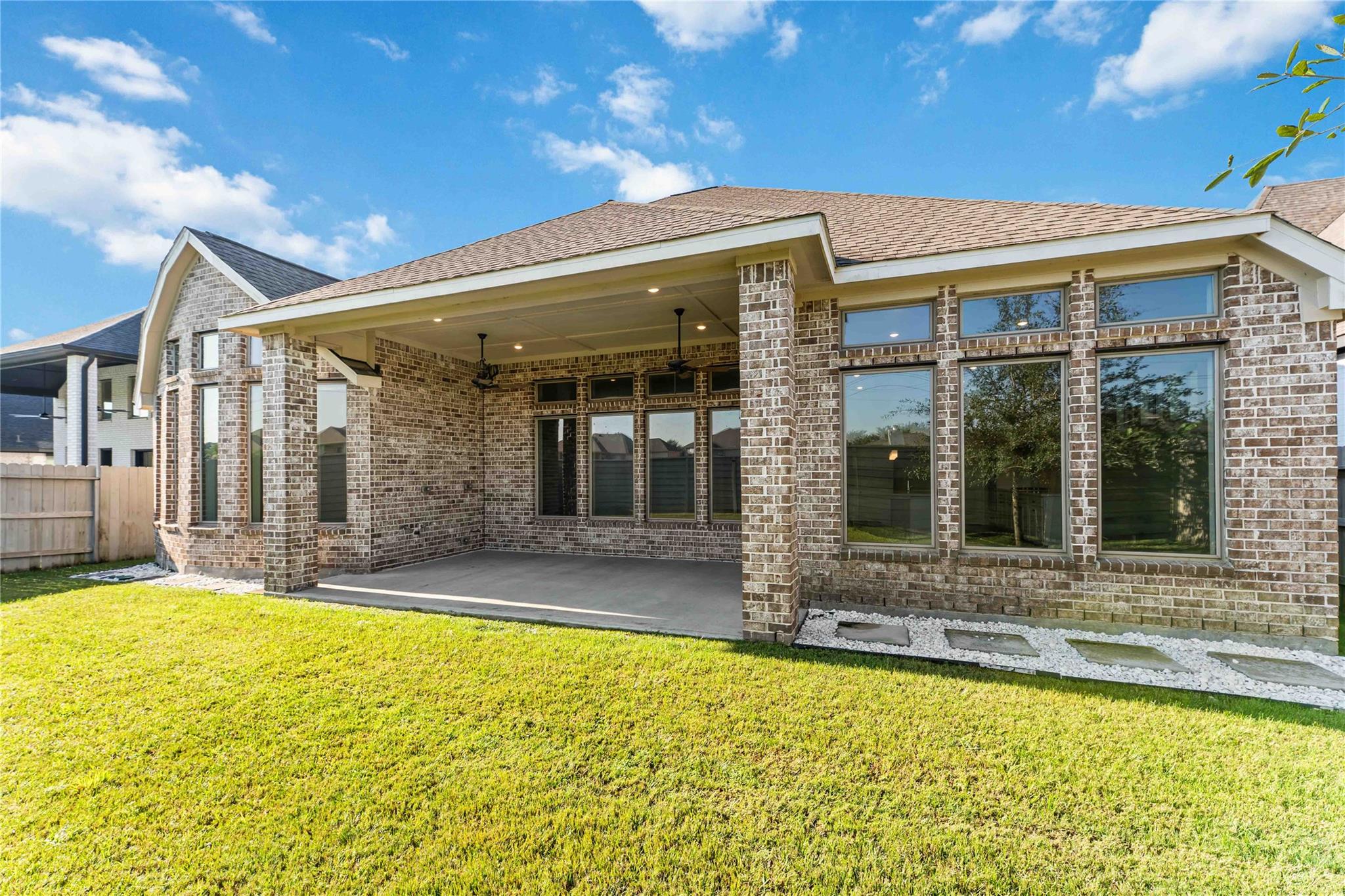 2947 Harbor Spring Way