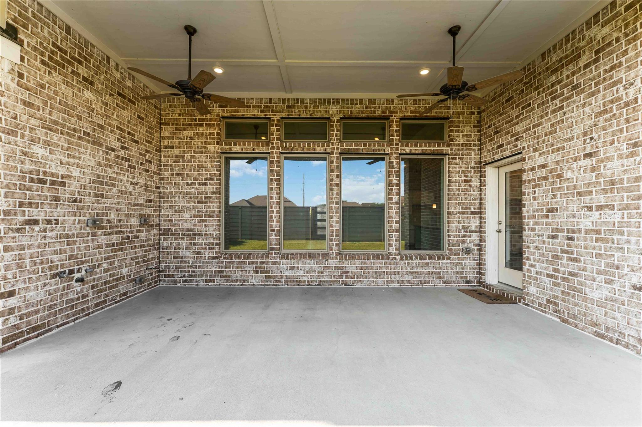 2947 Harbor Spring Way