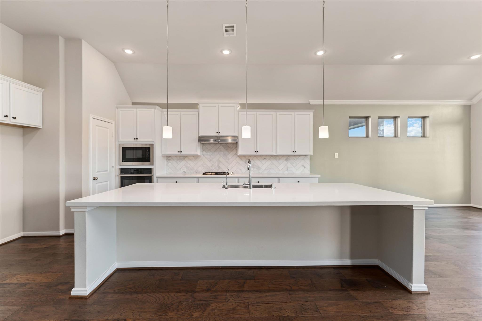 2947 Harbor Spring Way