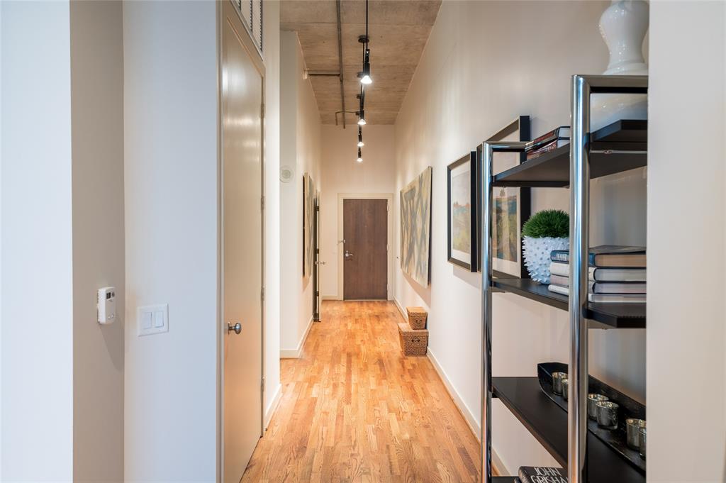 4899 Montrose # 1406