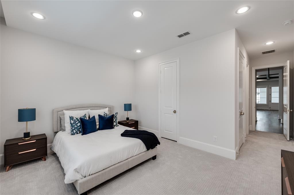 71 Amber Hollow Court, Sugar Land