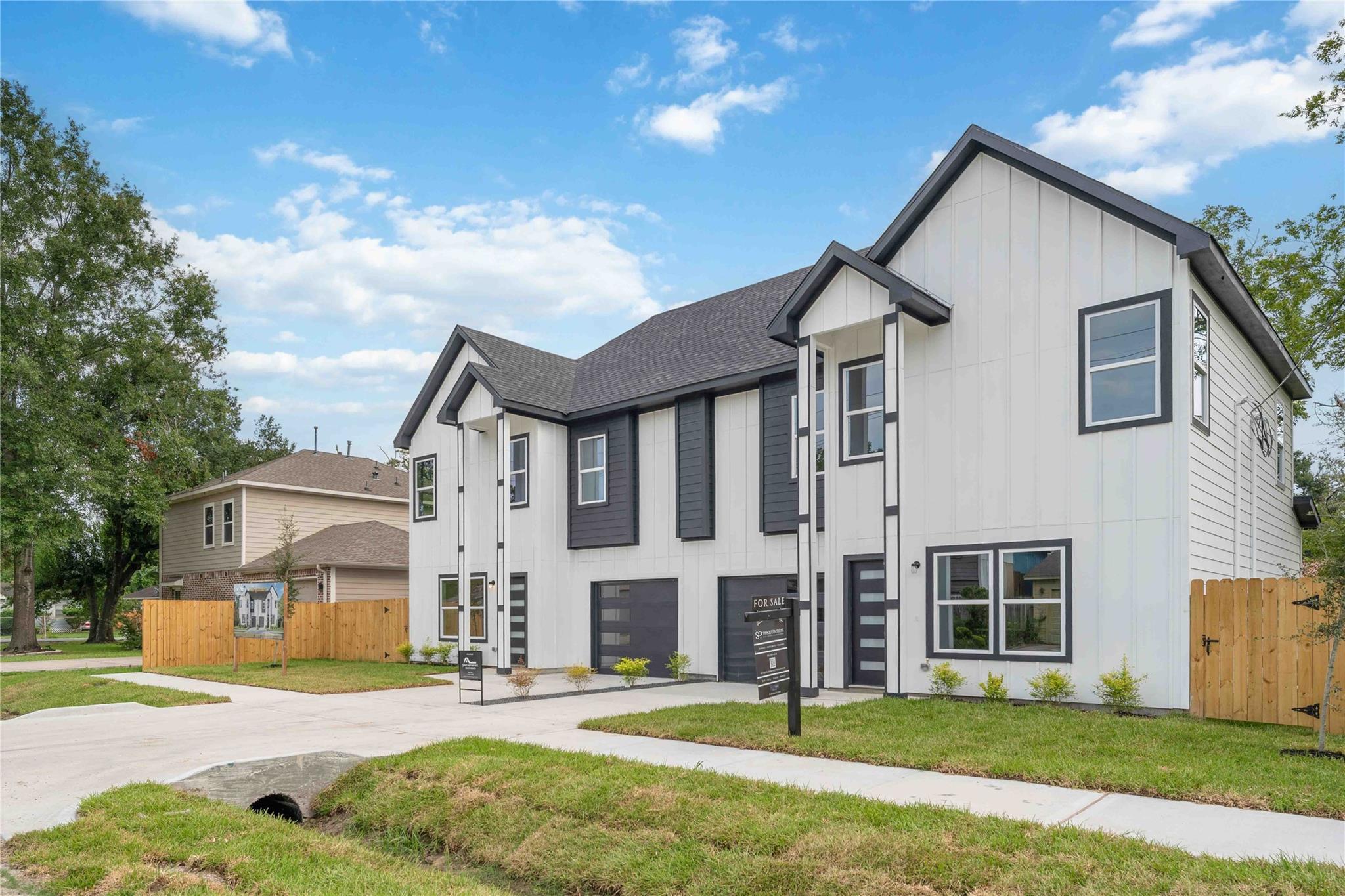 5420 Lynnfield Street Unit: A/B