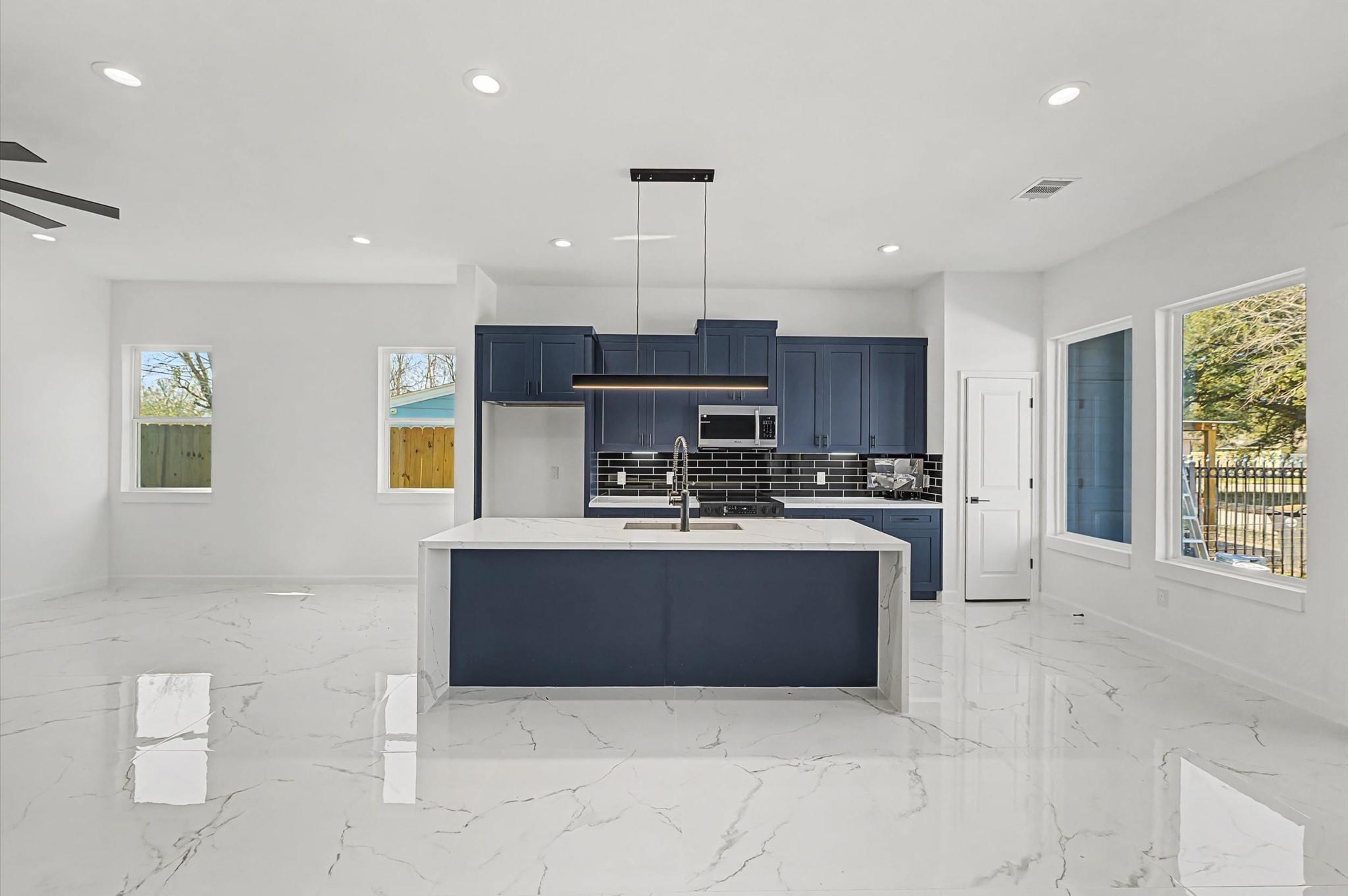 5034 Pershing Street # A