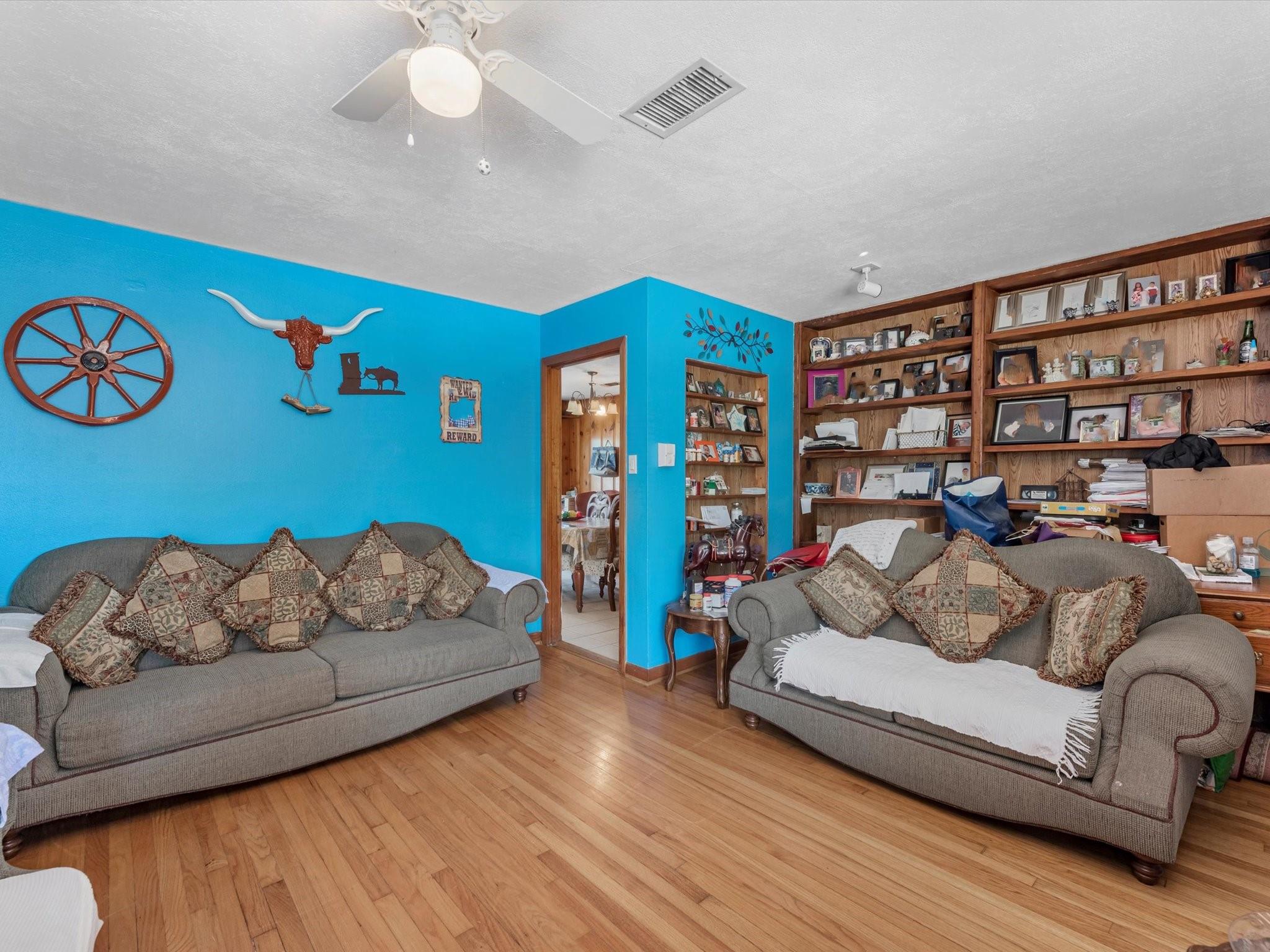 7950 Longridge Drive