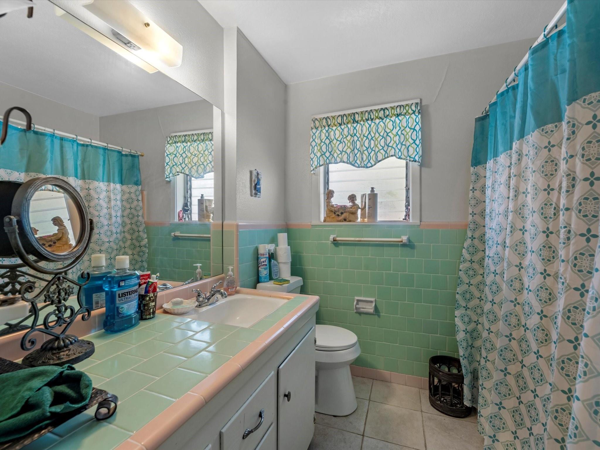 7950 Longridge Drive