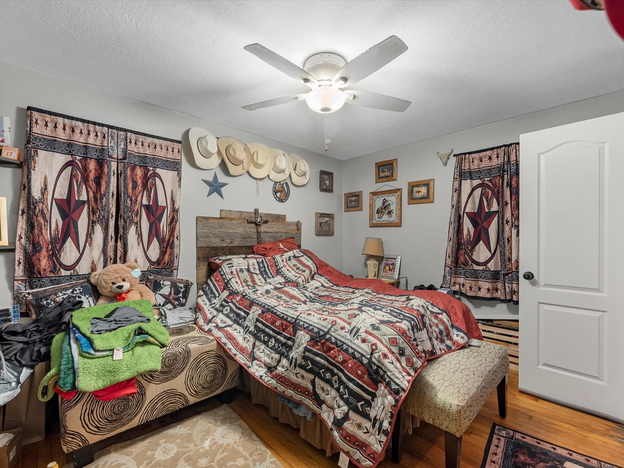 7950 Longridge Drive