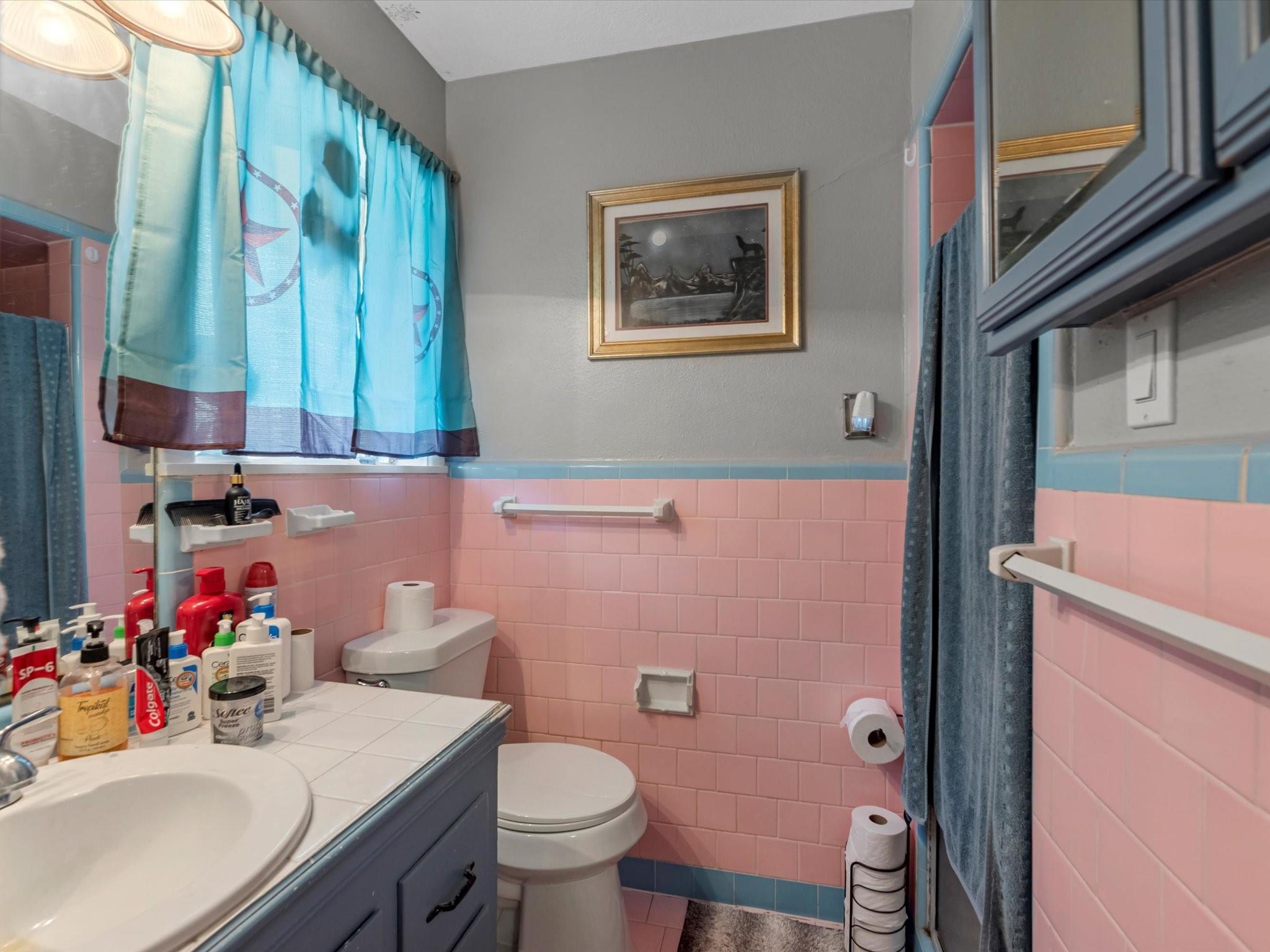 7950 Longridge Drive