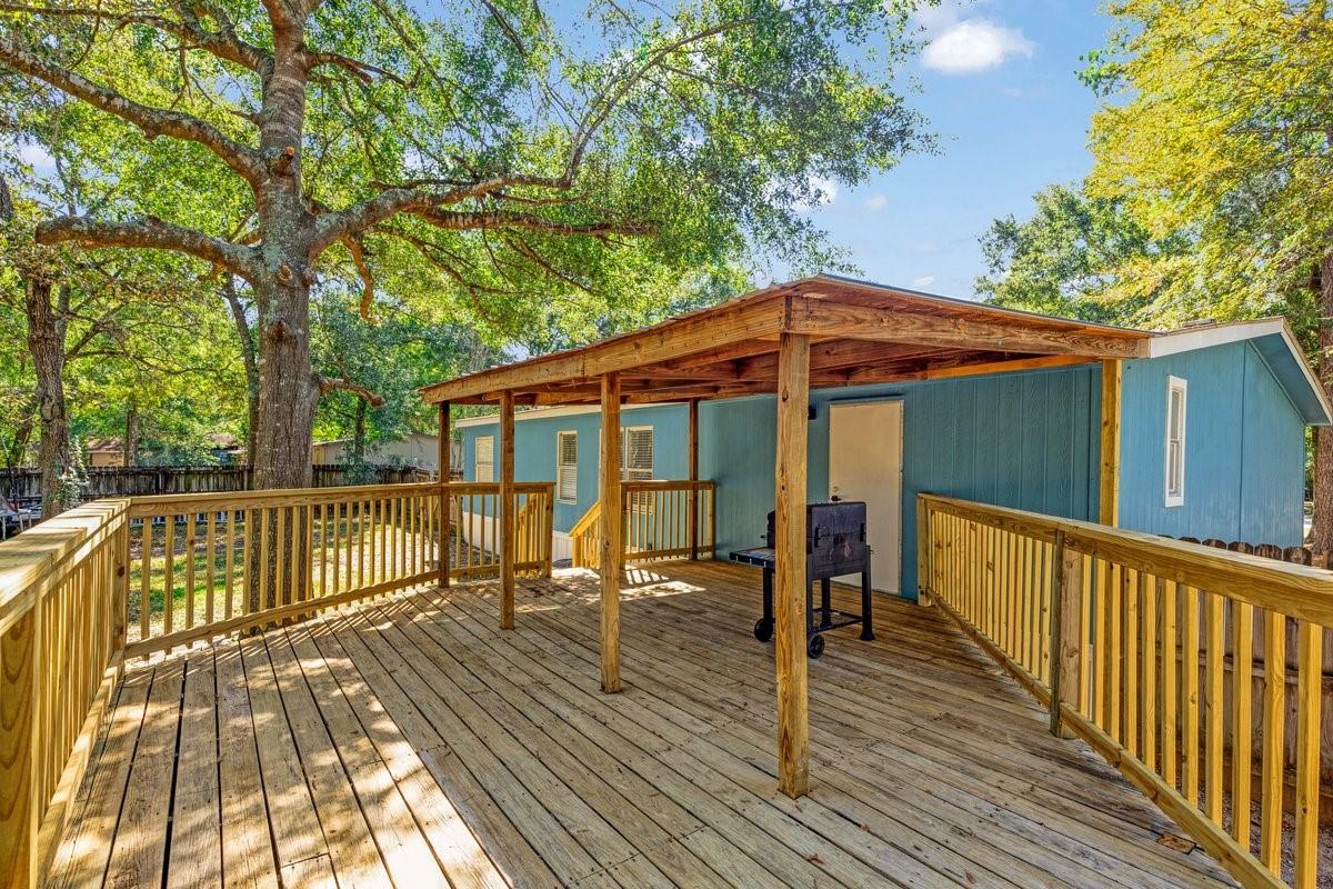 21510 Spring Creek Circle E, Humble