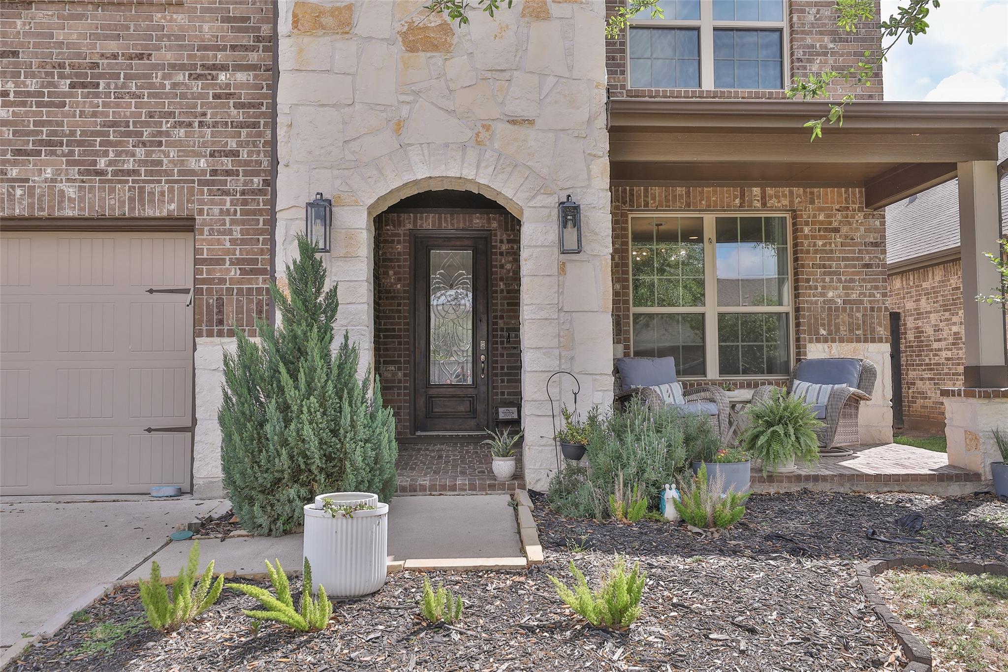 2810 Bluesage Bluff Drive