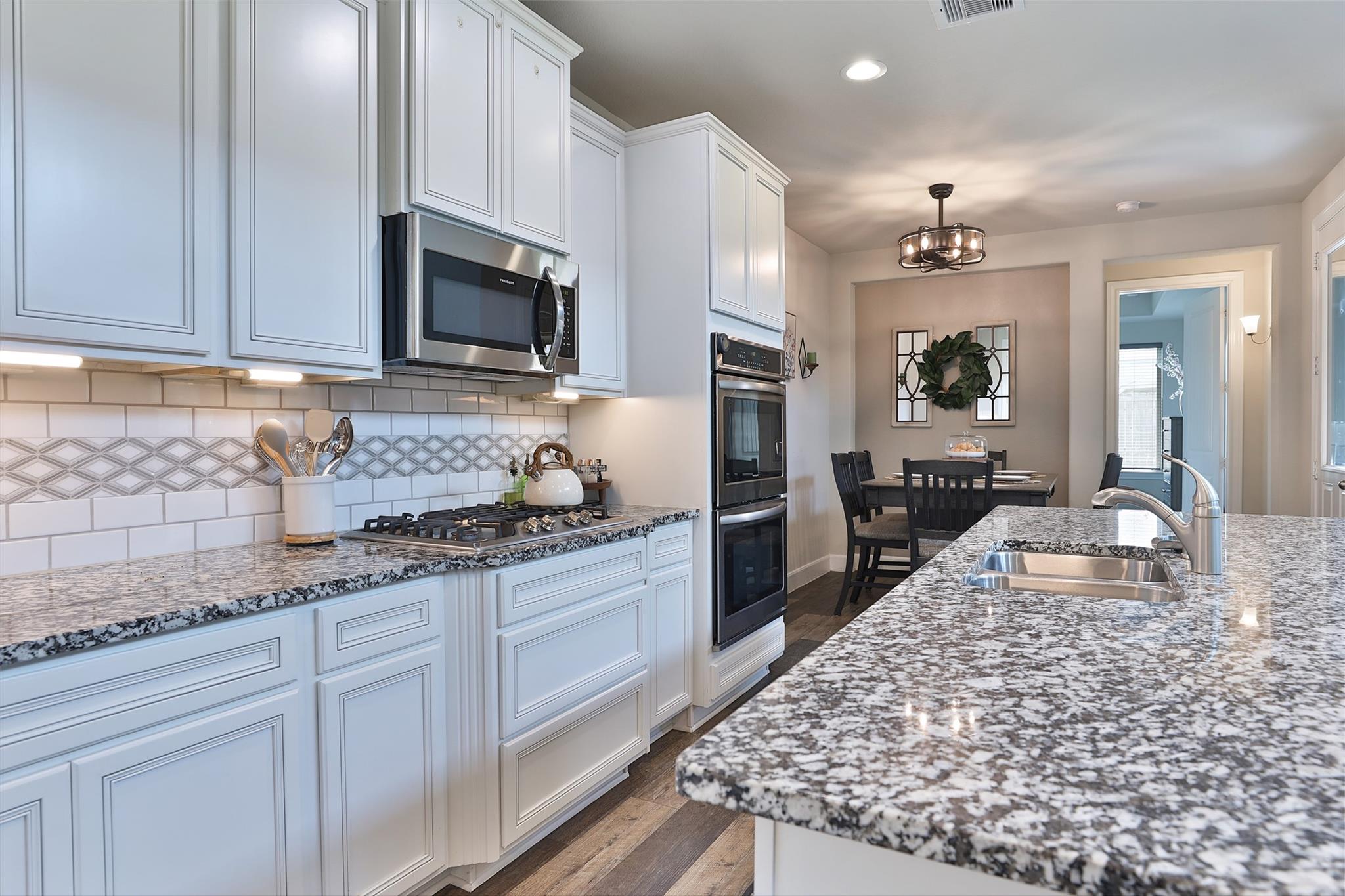 2810 Bluesage Bluff Drive