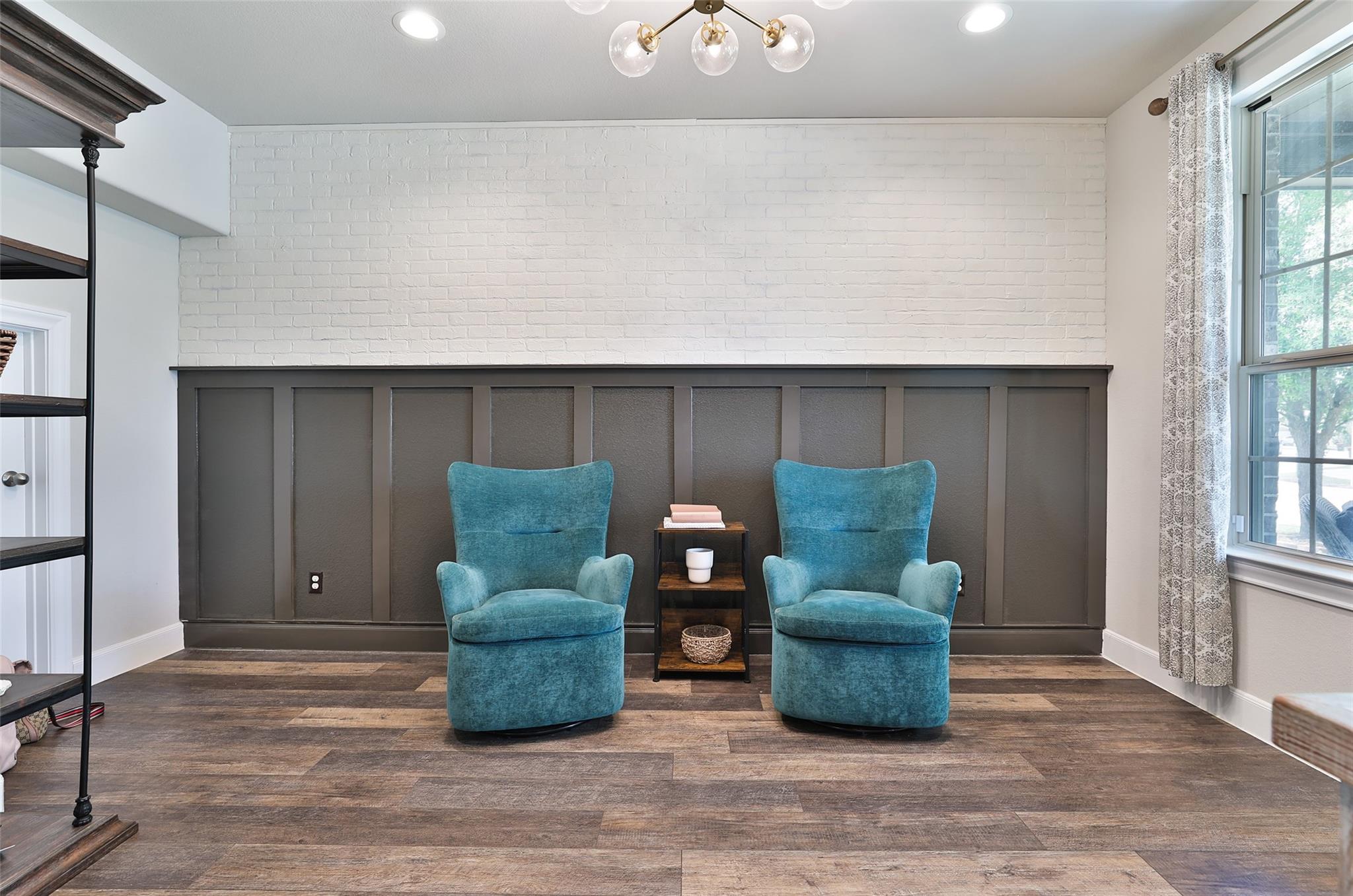 2810 Bluesage Bluff Drive