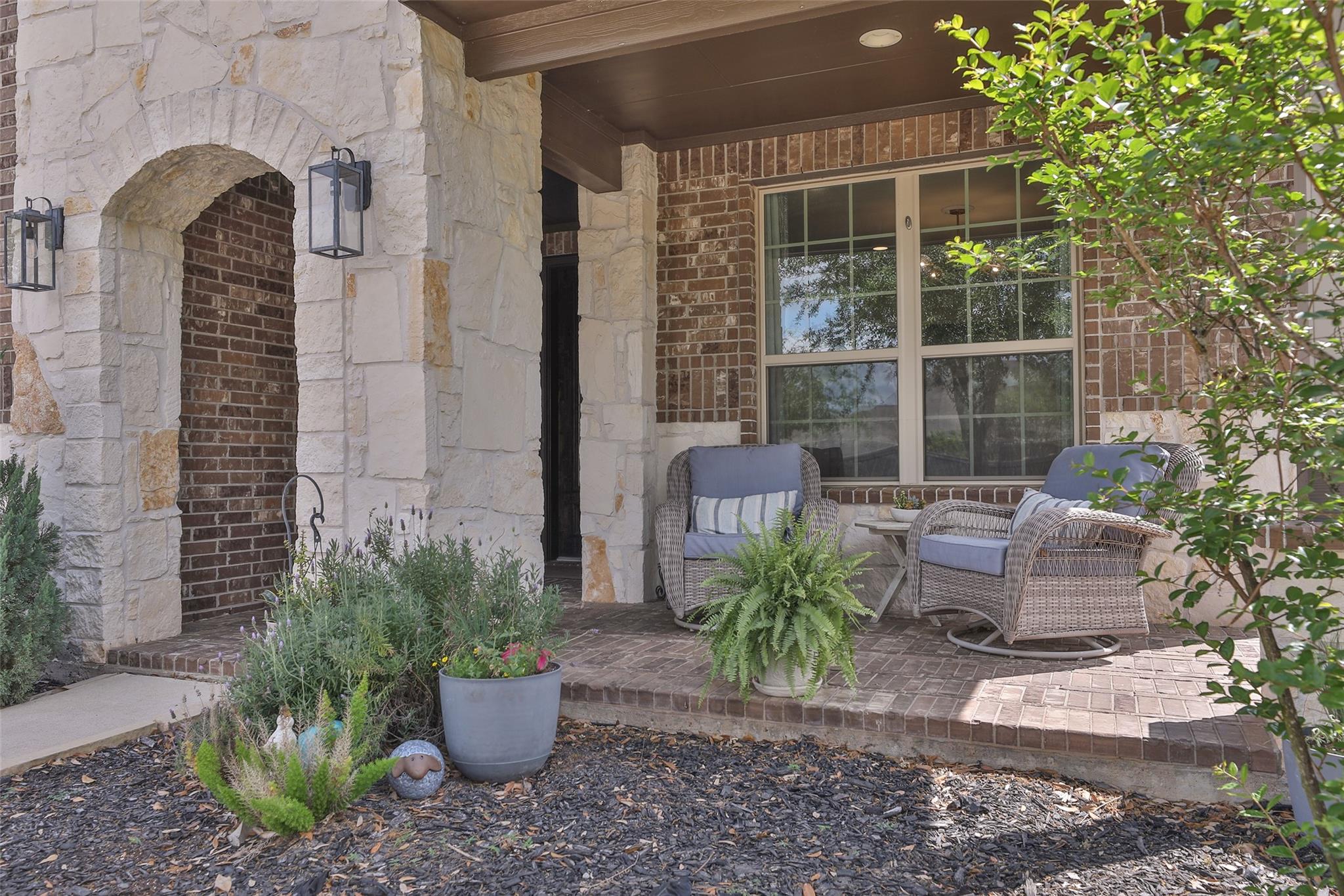 2810 Bluesage Bluff Drive