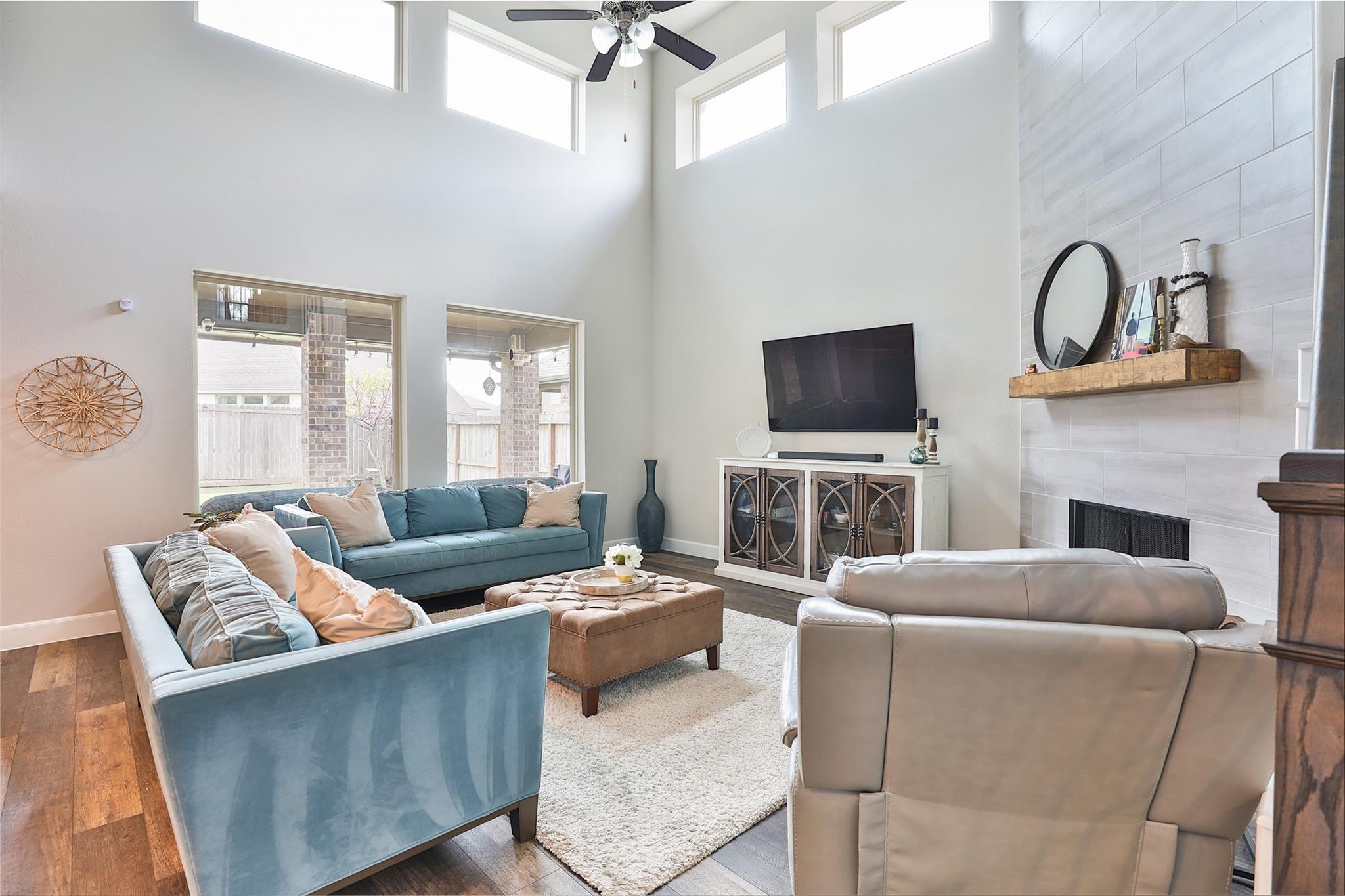 2810 Bluesage Bluff Drive