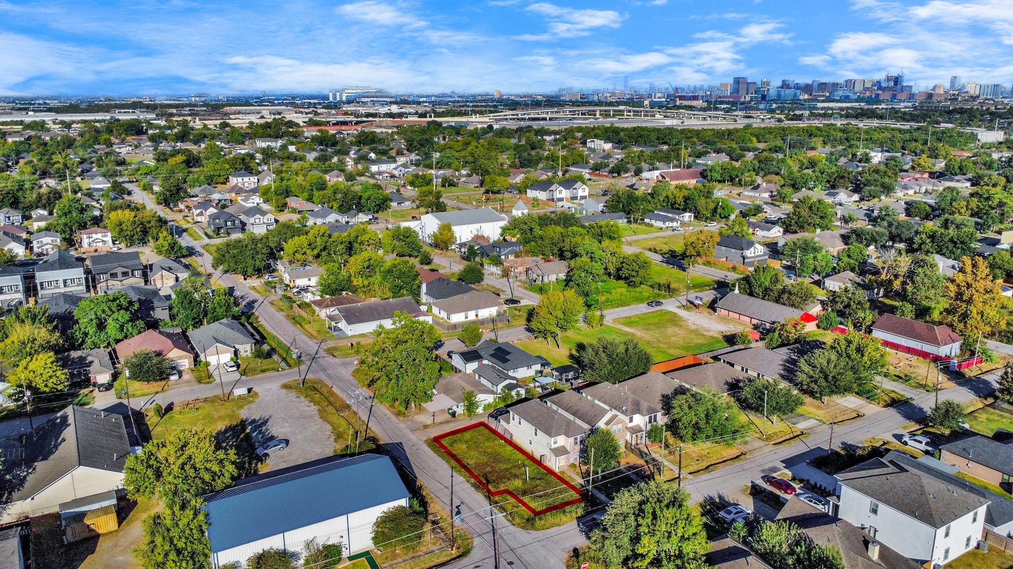 8232 Colonial Lane, Houston