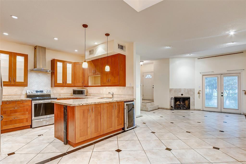 7350 Kirby Drive # 5