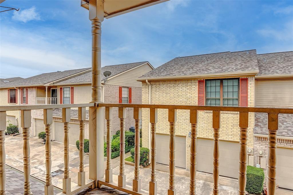7350 Kirby Drive # 5
