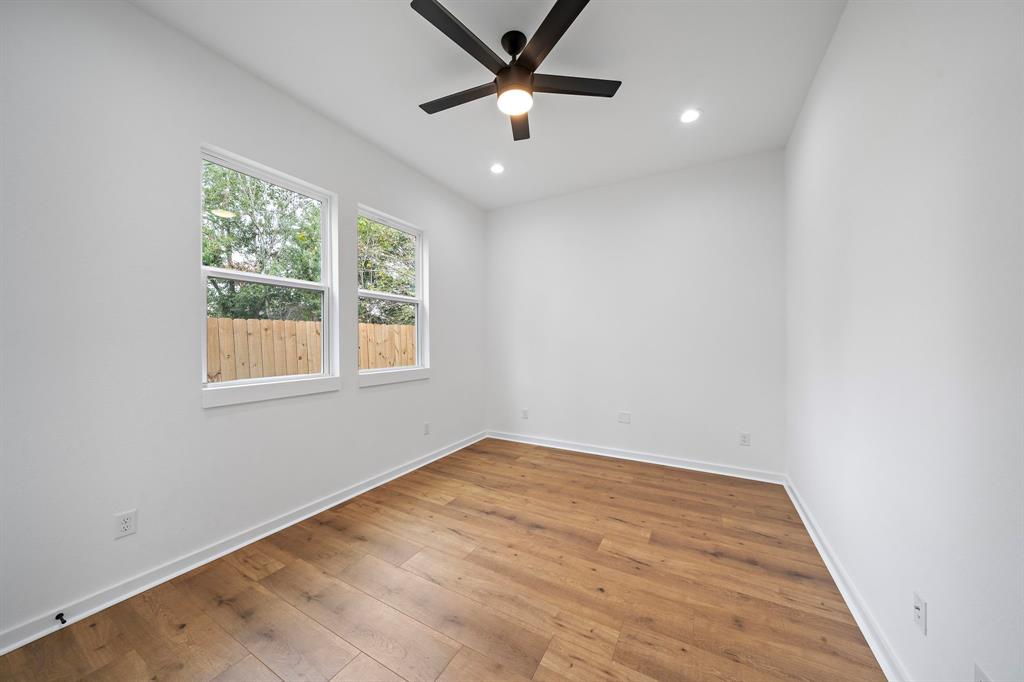 7315 Eisenhower Road Unit: A/B