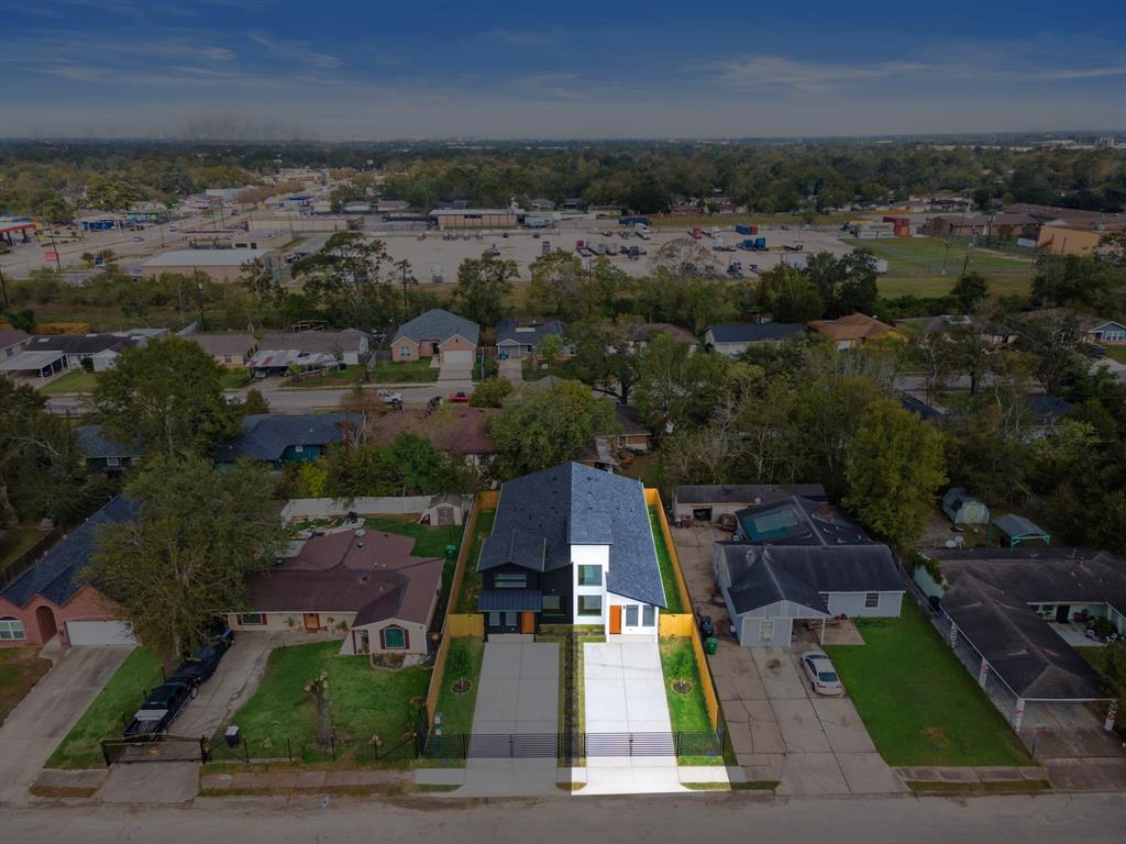 7315 Eisenhower Road Unit: A/B