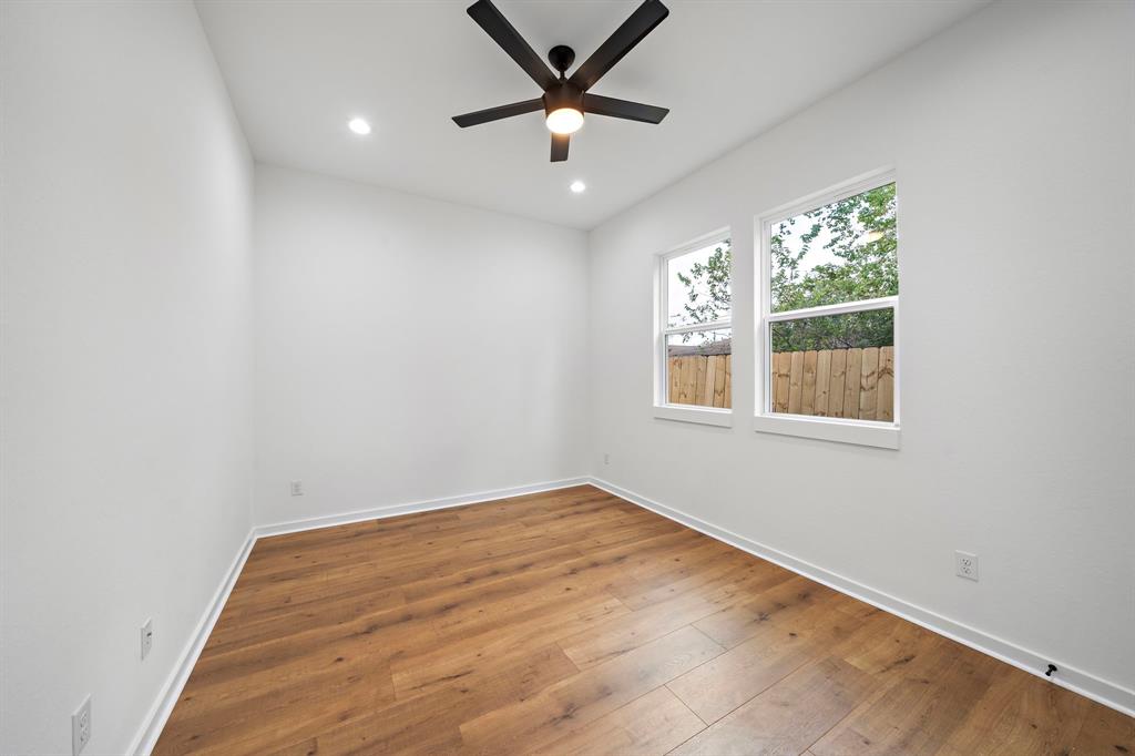 7315 Eisenhower Road Unit: A/B