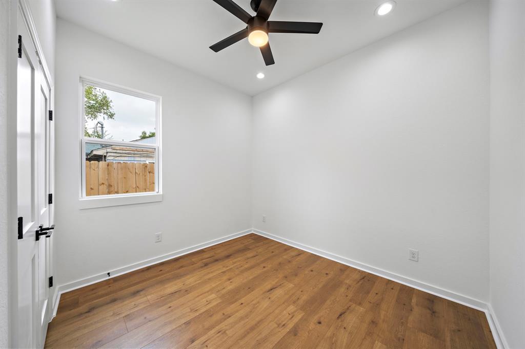 7315 Eisenhower Road Unit: A/B