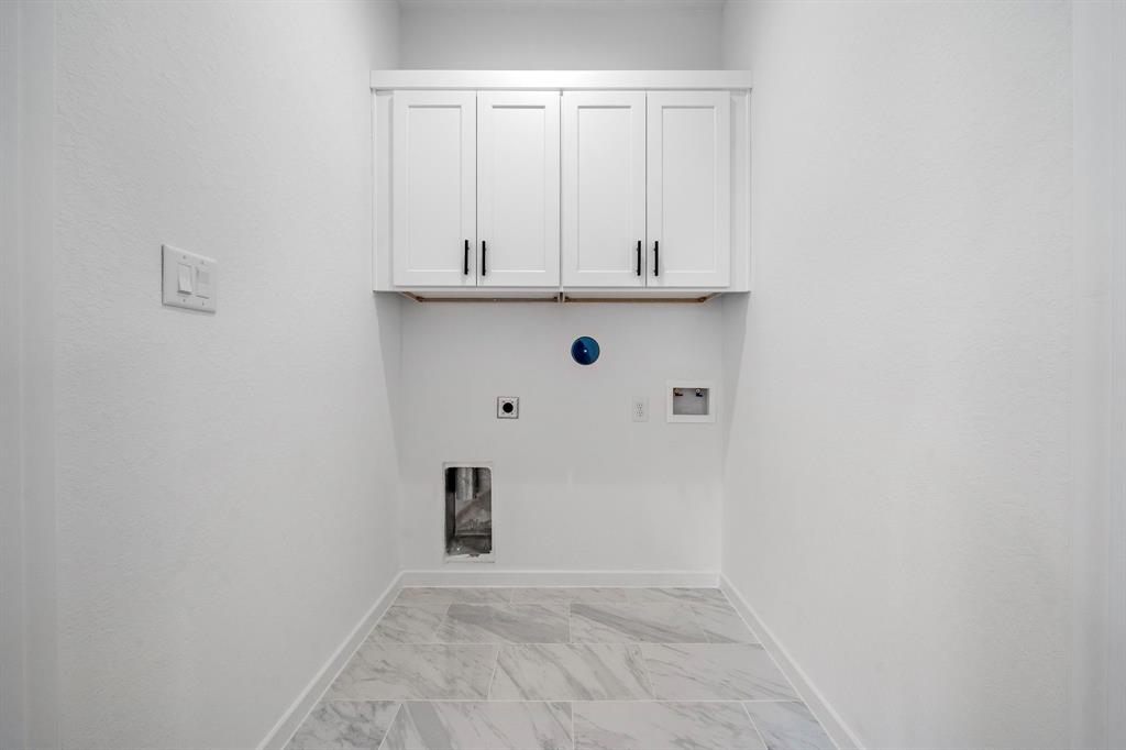7315 Eisenhower Road Unit: A/B