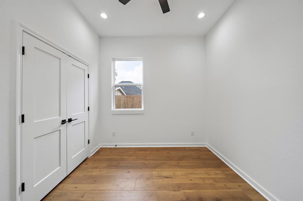 7315 Eisenhower Road Unit: A/B
