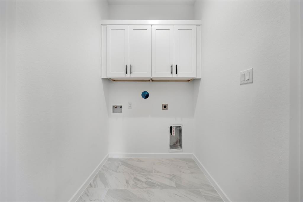 7315 Eisenhower Road Unit: A/B