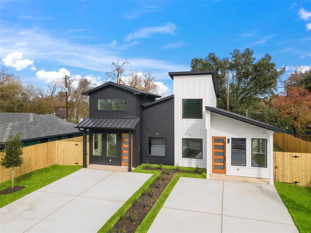 7315 Eisenhower Road Unit: A/B